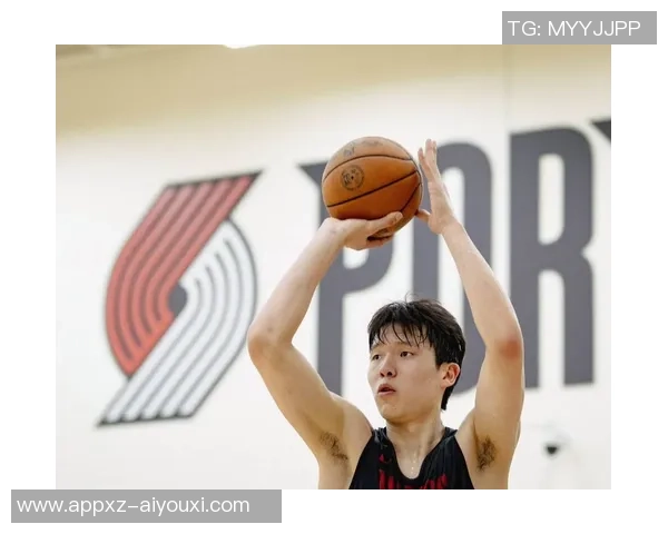 杨瀚森借翻译提升英语听力网友称其学习速度惊人